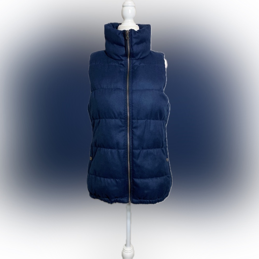 Small Old Navy Heavy Blue Zip Up Vest w/ Pockets